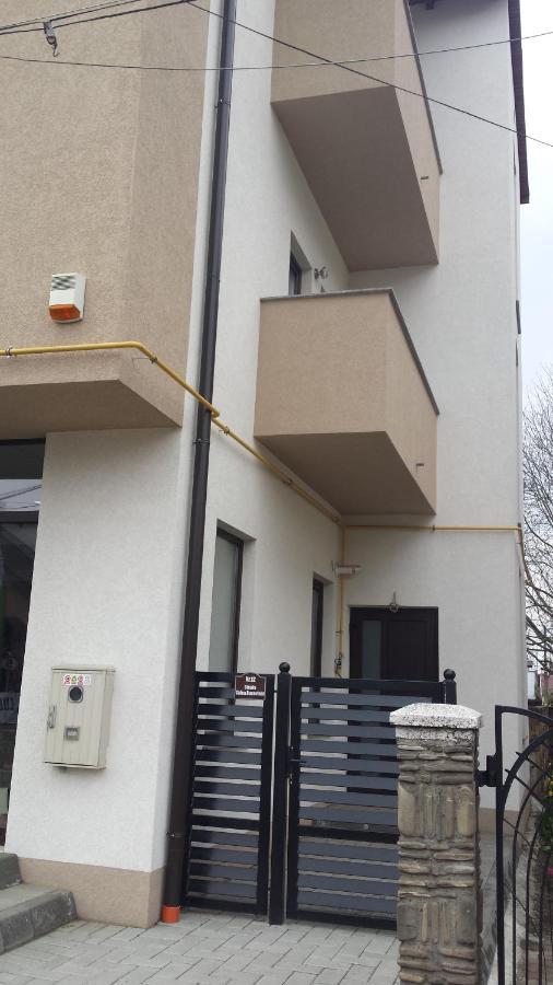 Apartament Mario Radauti Exterior photo